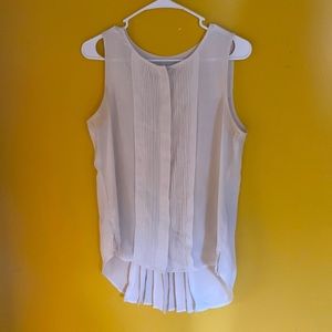 Banana Republic pleated blouse sleeveless top size small